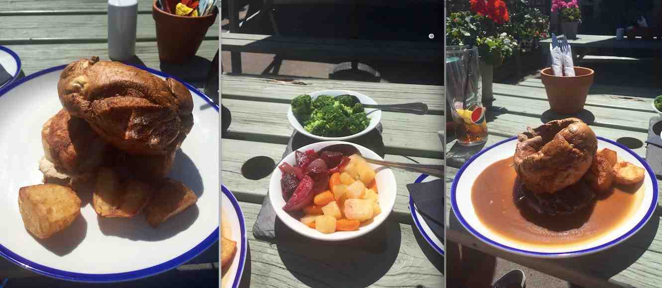 Sunday Roast at The Swan Hotel in Almondsbury near Bristol Sunday Roast at The Swan Hotel in Almondsbury near Bristol